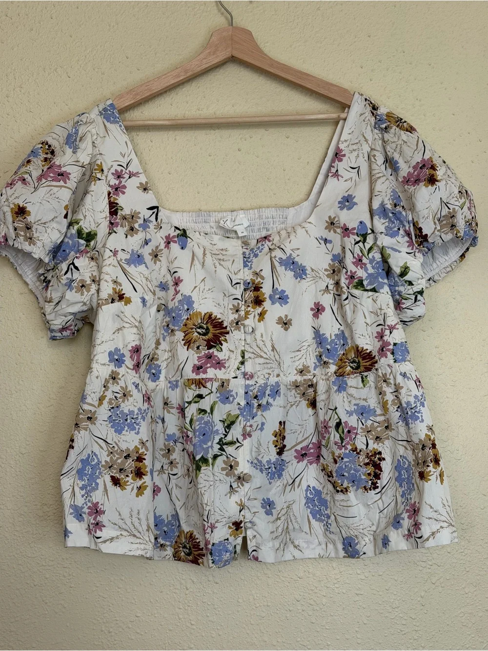 NWOT | Anthropologie | Floral Puff Sleeve Peplum Top Cream Floral - Size 2X